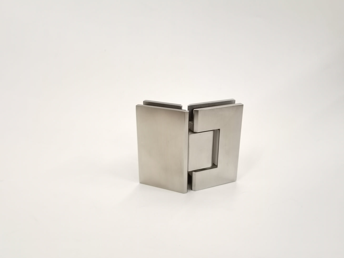 135° Glass to Glass Ascent Collection Hinge